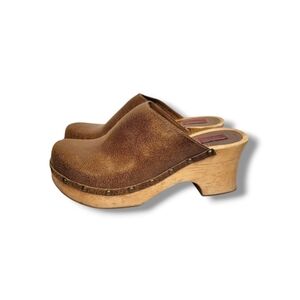 Esprit Vintage Y2K Wood Clogs Size 8 Brown Leather Chunky